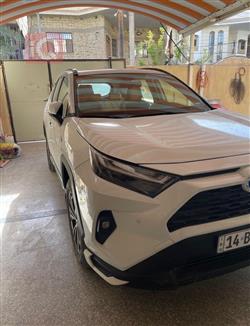 تۆیۆتا ڕاڤ 4